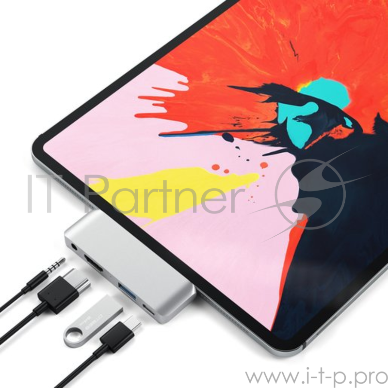 Адаптер Satechi Aluminum Type-C Mobile Pro Hub Adapter для iPad Pro 2018 с разъемом Type-C и других планшетов с разъемом Type-C. Цвет серебряный.