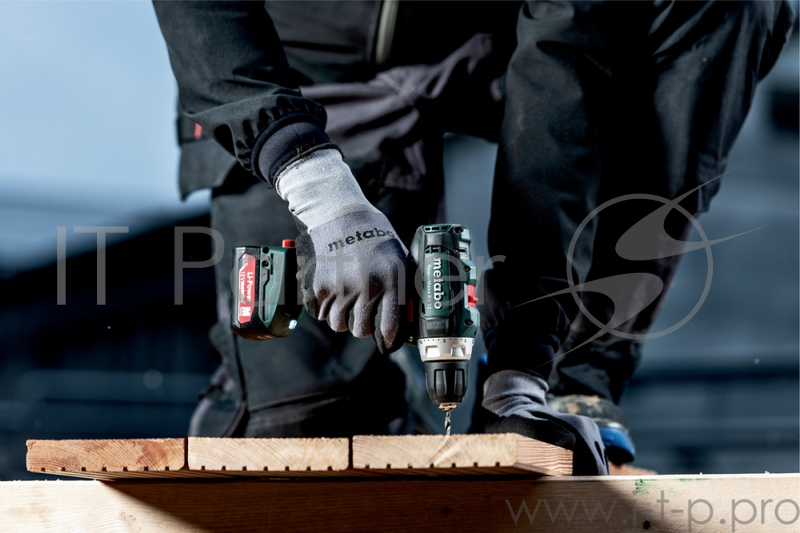 Аккумуляторная дрель-шуруповерт METABO PowerMaxx BS 12 (601036500) 2х2.0 Ач LiIon,кейс