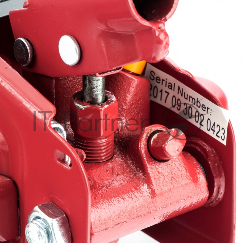 Домкрат SPARTA 510084 подкатный 2т h подъема 140–295мм в пласт. кейсе compact