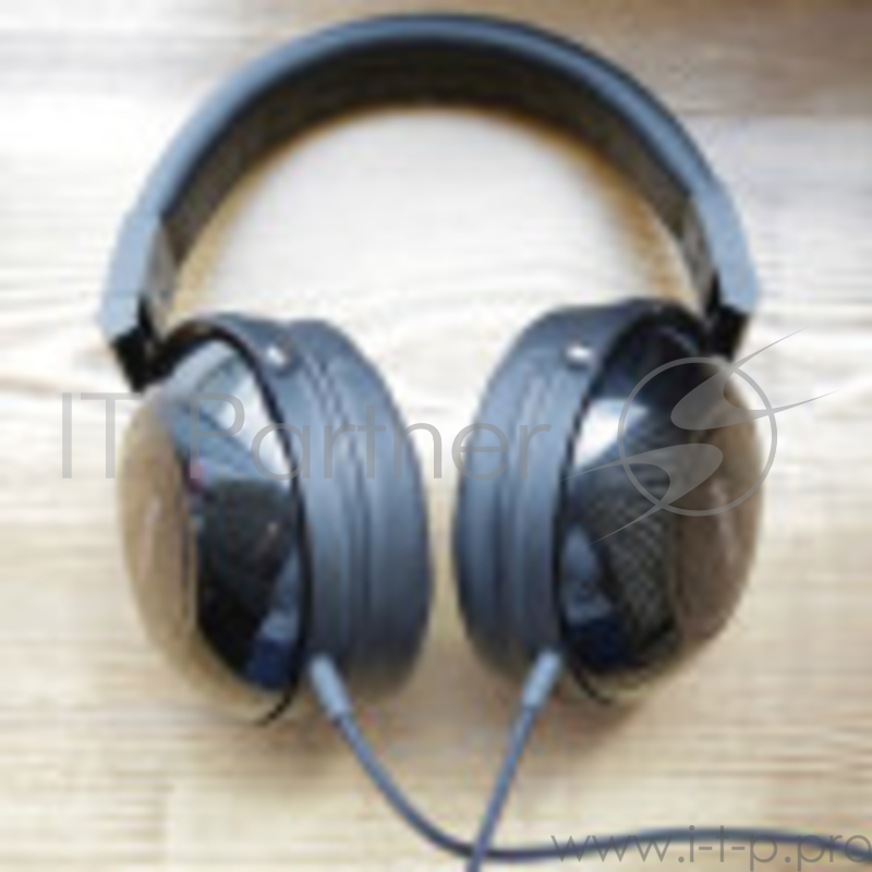 Мониторные наушники закрытого типа FOSTEX TH900 бордо , 50мм, 5-45000Гц, 100дБ/мВт, 25Ом, 6,3 мм, макс. входная мощность - 1800мВт, 3 м, 400 г без кабеля, бескислородная медь 7N, подставка