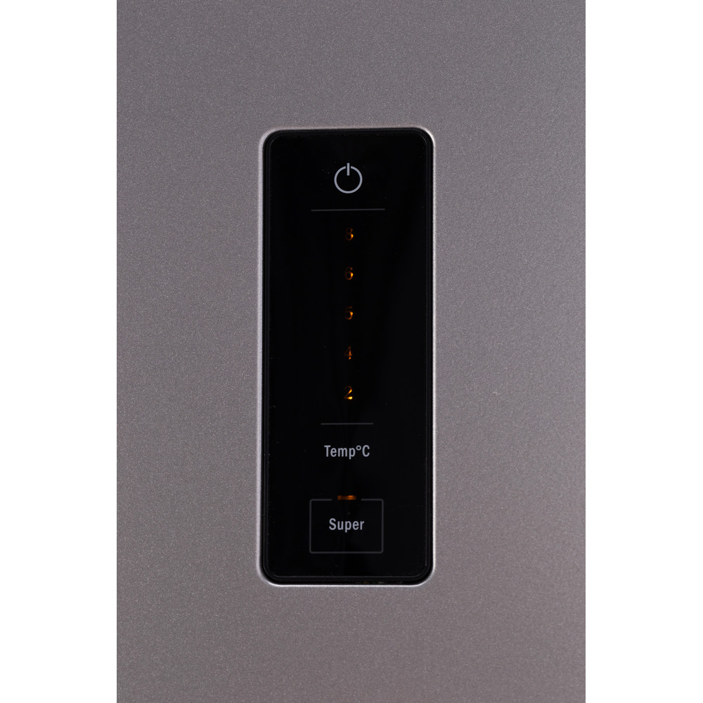 Холодильник Hotpoint-Ariston RFC 20 S