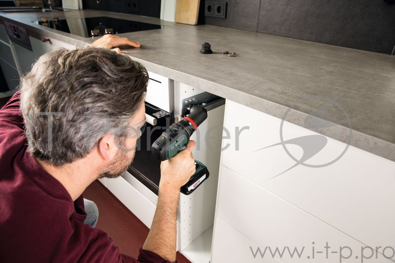 Аккумуляторная дрель-шуруповерт Bosch AdvancedDrill 18 Set 06039B5003 2 АКБ+ЗУ