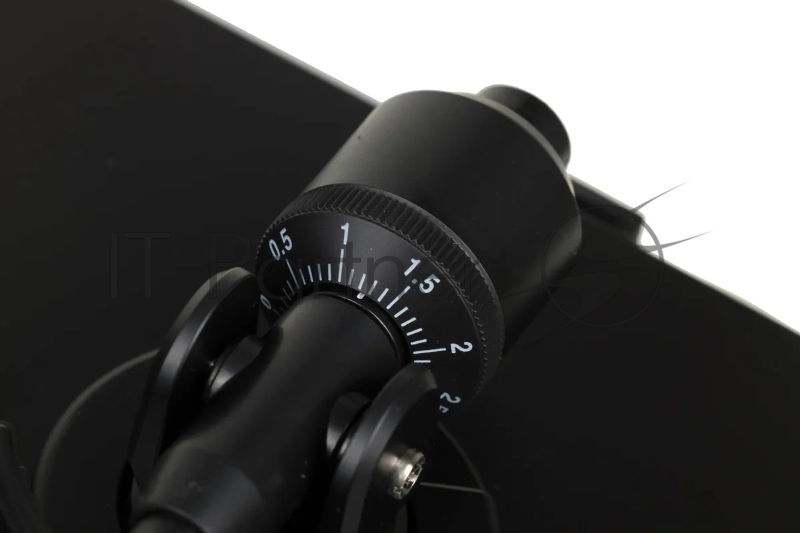 Проигрыватели винила AUDIO-TECHNICA AT-LP3