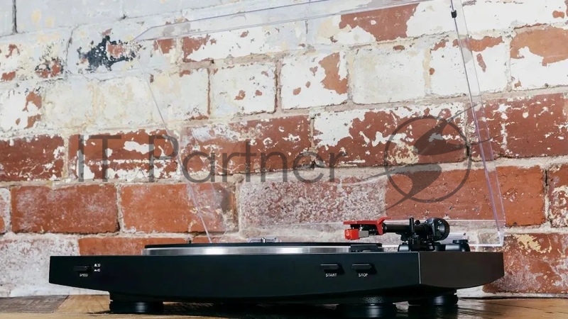 Проигрыватели винила AUDIO-TECHNICA AT-LP3