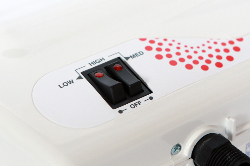 Водонагреватель Atmor BASIC 5 KW SHOWER проточный душевая головка гибкий шланг-1,5м кронштейн, Механическое управление. Две клавиши переключения мощности - 2кв и 3кв.