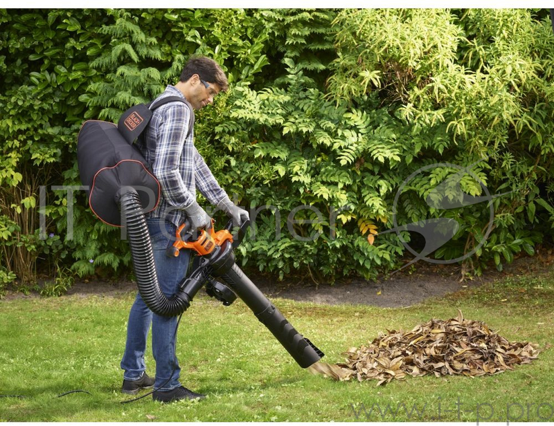 Воздуходувка Black & Decker BEBLV300-QS 3000Вт пит.:от сети черный