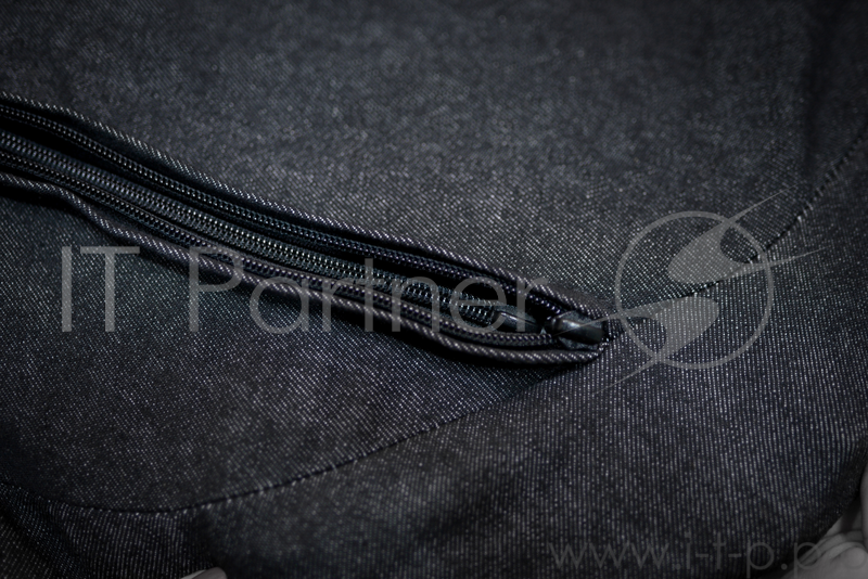 Кресло-мешок Aerocool P7-BB1 (чехол без наполнителя) , до 100 кг, джинсовая ткань, ШхДхВ: 110х110х49см, объём наполнителя: 480л (3-мм частицы)