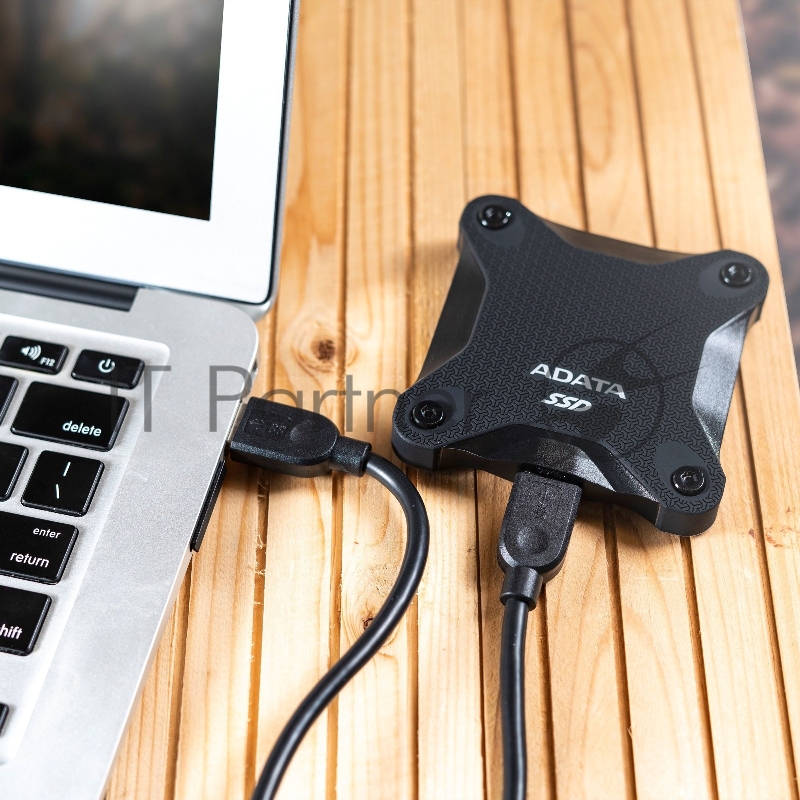 Внешний SSD ADATA External 240Gb SD600Q Series <ASD600Q-240GU31-CBK> (USB3.1, 440/430Mbs, 3D QLC, 80х15х80mm, 60g) Black