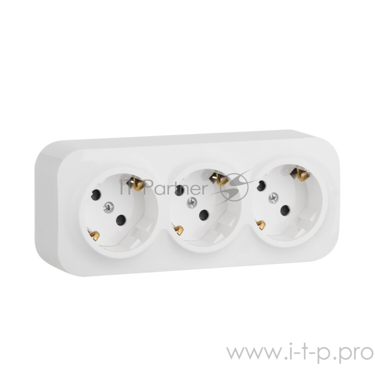 Электроустановочные изделия Legrand Legrand 782218 Розетка тройная с заземлением со шторками (Белая)