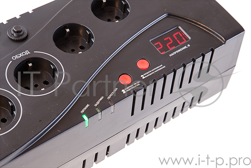 Стабилизатор напряжения Ресанта С1500