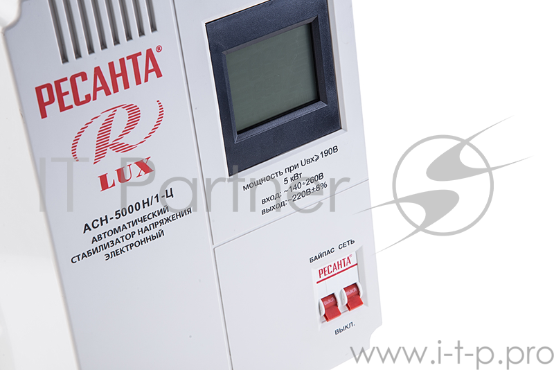 Ресанта Стабилизаторы напряжения Ресанта АСН-5 000 Н/1-Ц 63/6/16 Стабилизатор Lux {220В±8%, Габариты 260х155х310, Вес 8кг}