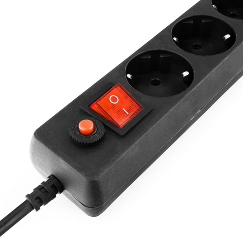 Сетевой фильтр Гарнизон ЕНB-15 5.0 м 6 розеток черный