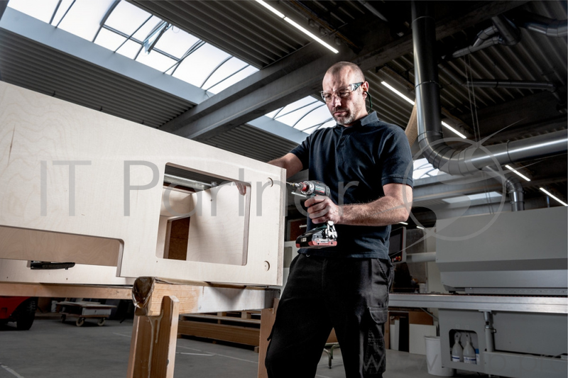 Дрель, Шуруповерт Metabo BS 18 L BL Q Безударная дрель-шуруповерт 602327500 { 18 В Li, 2х2.0 LiIon,кейс, 1.2 кг }