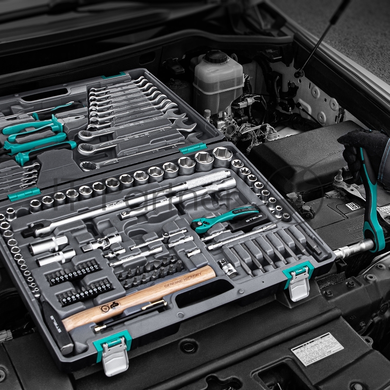 Набор инструментов c 1/4 1/2 cr-v s2 усиленный кейс 119предм.