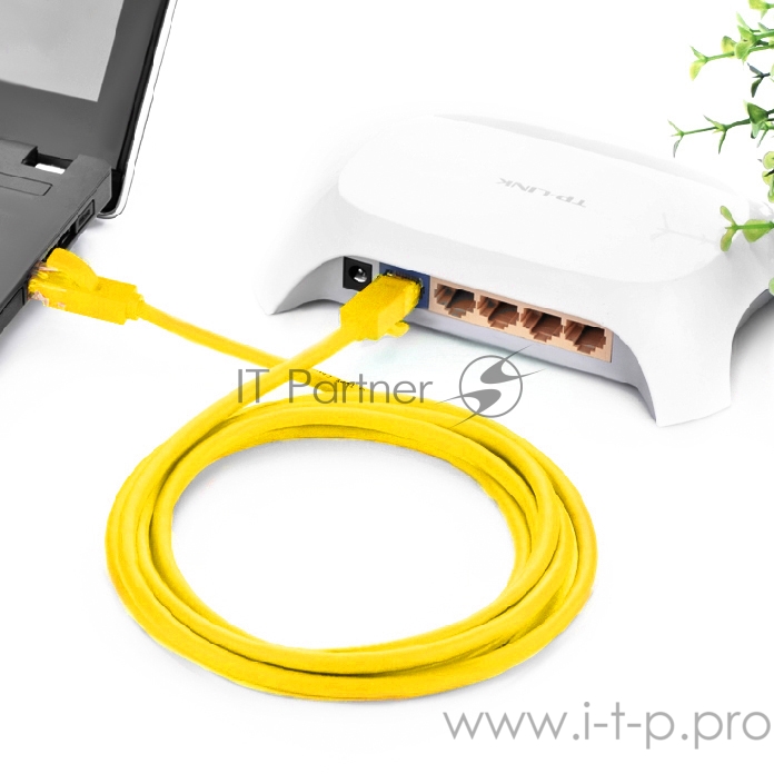 Патч-корд Greenconnect Патч-корд UTP прямой 5 m AWG24 кат.5е, RJ45, медь, литой (Желтый), пластик пакет (GCR-LNC02-5.0m)