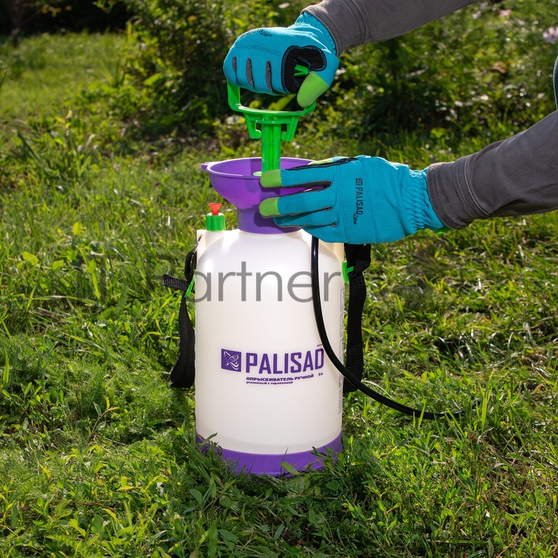 Опрыскиватель PALISAD 64745 ручной усиленный с горловиной 5 литров с насосом шлангом и разбрызгива