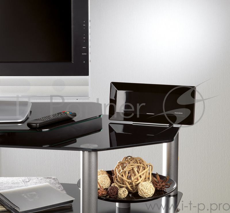 Антенна телевизионная Thomson 00132188 активная черный