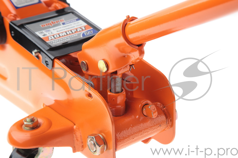 Домкрат OMBRA OHT202 подкатной 2т 135-330мм