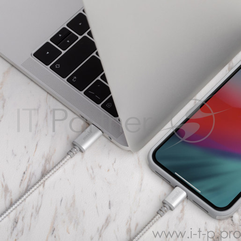 Кабель Moshi Integra USB-C to Lightning. Длина 1,2 м. Цвет серебристый.