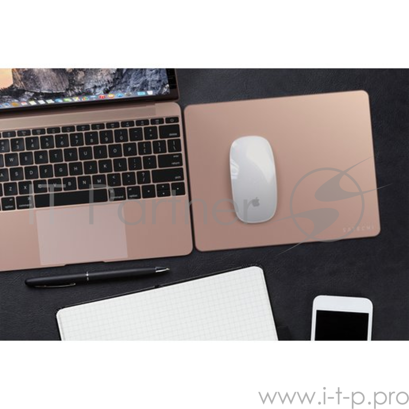Коврик Satechi Aluminum Mouse Pad для компьютерной мыши. Материал алюминий. Размер 24x19x0,5 см. Цвет розовое золото.
