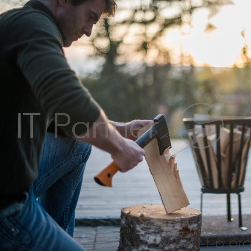 Топор Fiskars X10-S средний черный/оранжевый (121443)