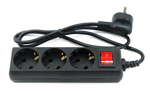 Сетевой удлинитель 5bites SP3B-130E 3S / 3*0.75MM2 / 3M / BLACK