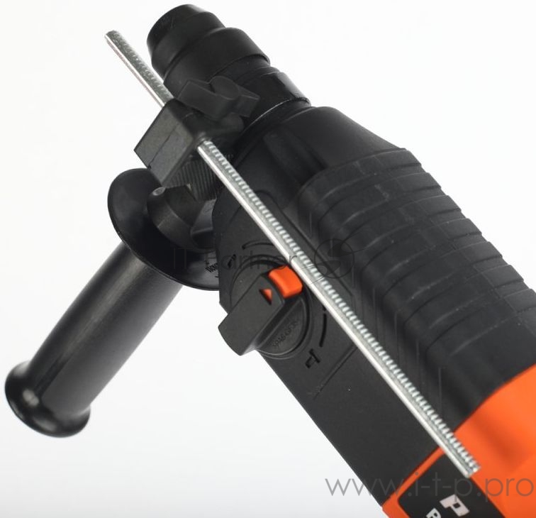 Перфоратор PATRIOT RH240 Перфоратор 140301300 {SDS+, мощн. 790 Вт, 4 режима работы, макс.диаметр 24мм, в пласт.кейсе, набор буров, глубиномер}