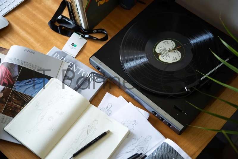 AUDIO-TECHNICA AT-LP60XUSBGM