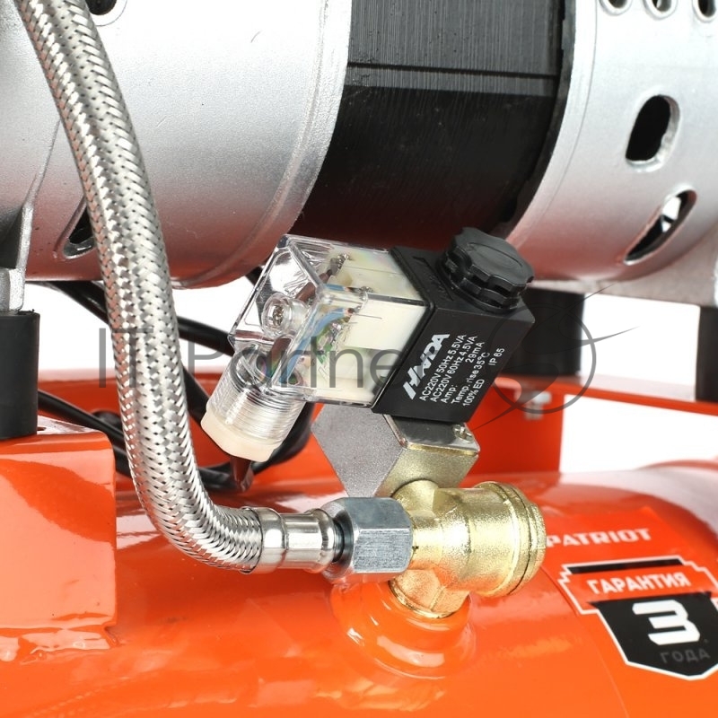 Компрессоры, Пневматическое оборудование PATRIOT WO 24-160 Компрессор 525306375 {Безмасляный Мощн. 1,1 кВт Напр. 230В Об. двиг.: 2850 об/мин Производительность: 160 л/мин Объем ресивера: 24 л Давление: 8 бар}