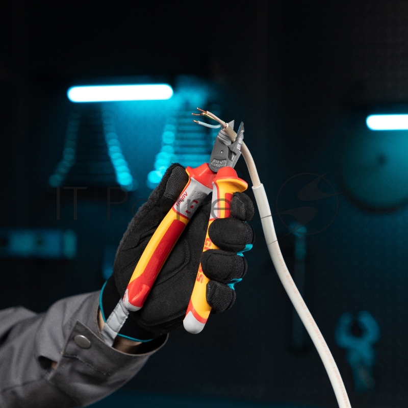 Бокорезы GROSS 17582 диэлектрические рукоятки до 1000в трехкомпонентные рукоятки 180мм