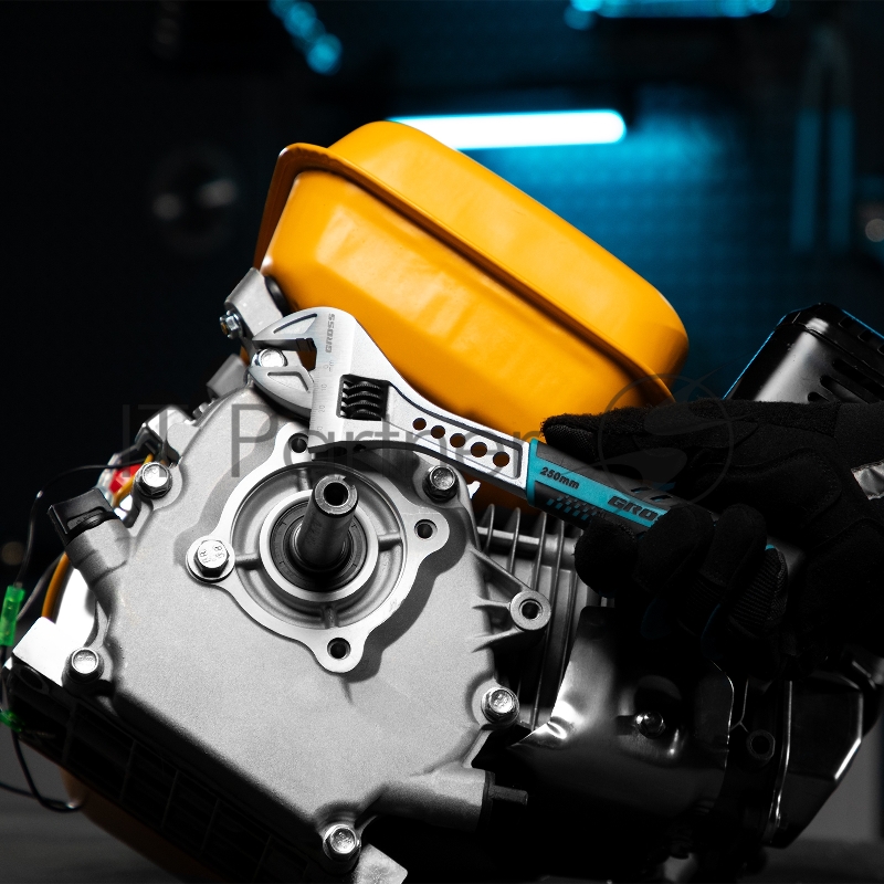 GROSS Ключ разводной, 250 мм,CrV, двухкомпонентная ручка //GROSS 15562