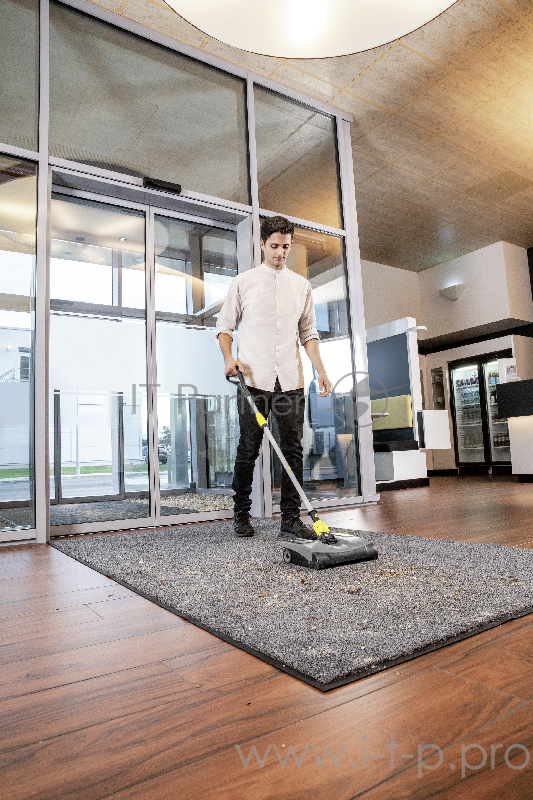 Пылесос-электровеник Karcher ЕВ 30/1 Li-ion 25Вт серый/желтый