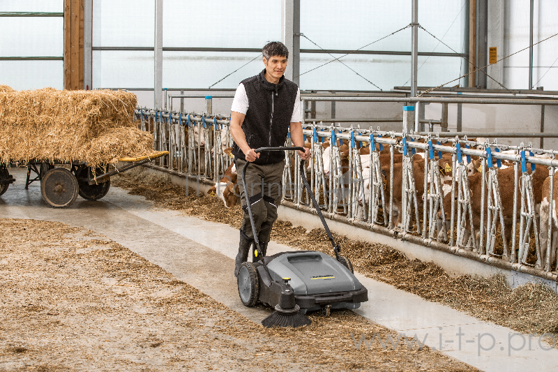 Подметальная машина Karcher KM 70/20 С
