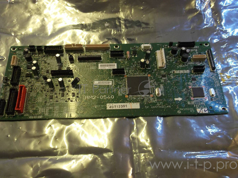 Плата DC-контроллера HP CLJ M806/M830 (RM2-0540)