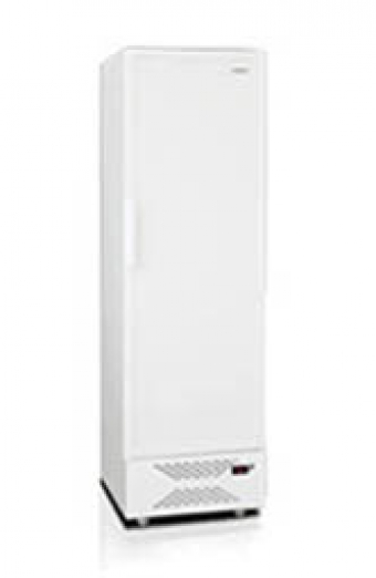 Холодильный шкаф-витрина Бирюса 520DNKQ, электронное управление, глухая дверь