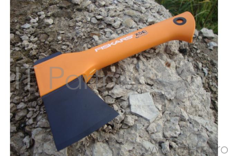 Топор FISKARS X5-XXS универсальный 228мм