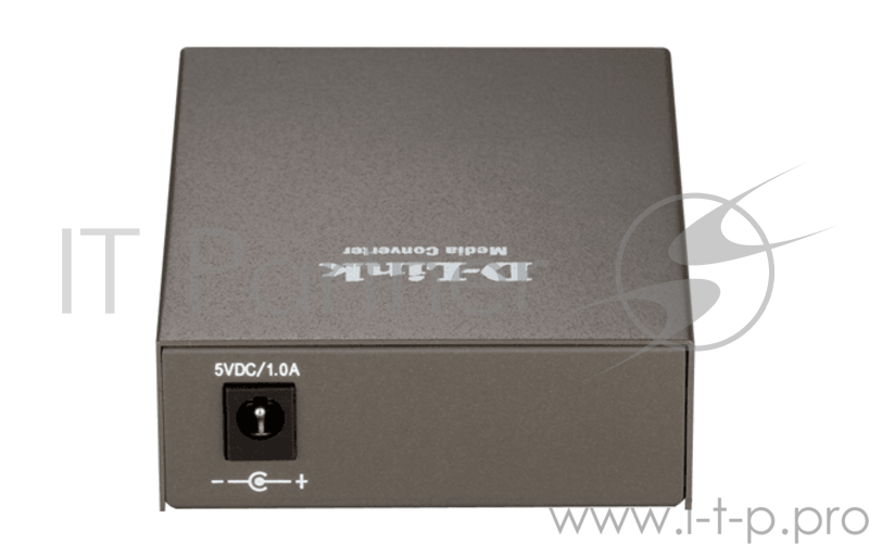 Сетевое оборудование D-Link DMC-F15SC/A1A Медиаконвертер из 100BASE-TX по витой паре в 100BASE-FX по одномодовому волокну (15 км, SC)