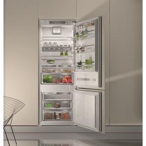 Встраиваемый холодильник Whirlpool SP40 801 EU, Система охлаждения DirectCool, Класс энергопотребления А+, Размеры (ВхШхГ),см: 194х71х56, Страна происхождения: Италия, Технология 6th Sense Fresh Control , Общий полезный объем 400 л (300 л + 100 л),