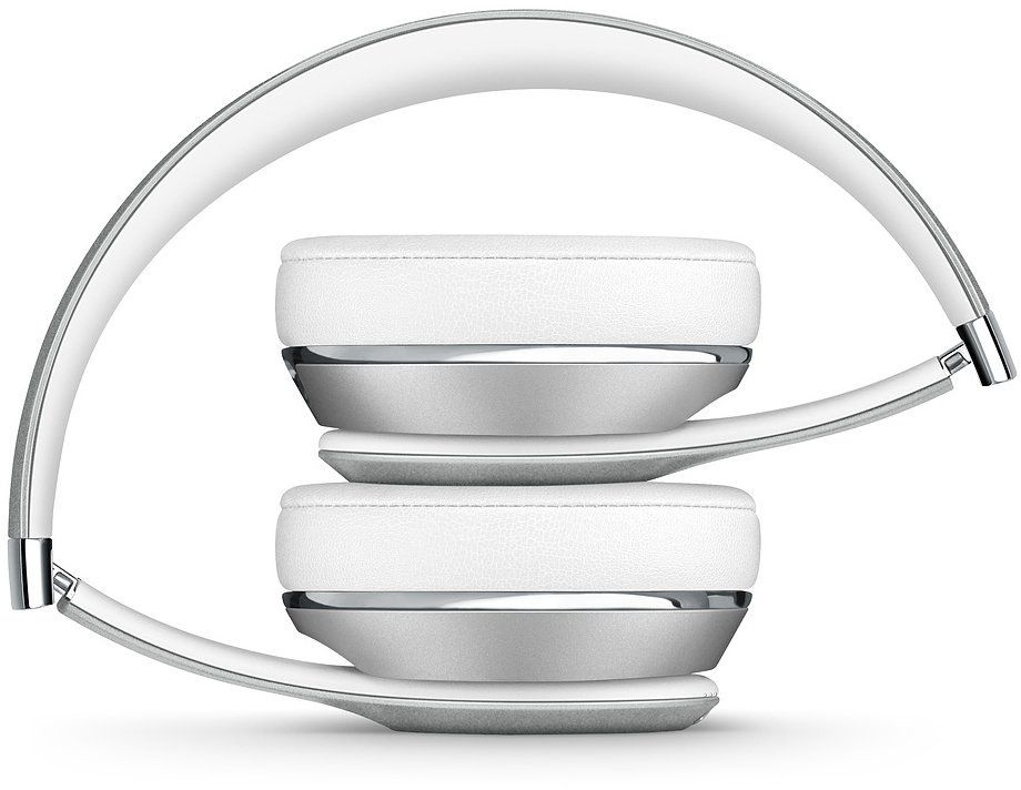 Гарнитура накладные Beats Solo3 1.36м серебристый беспроводные bluetooth (оголовье)