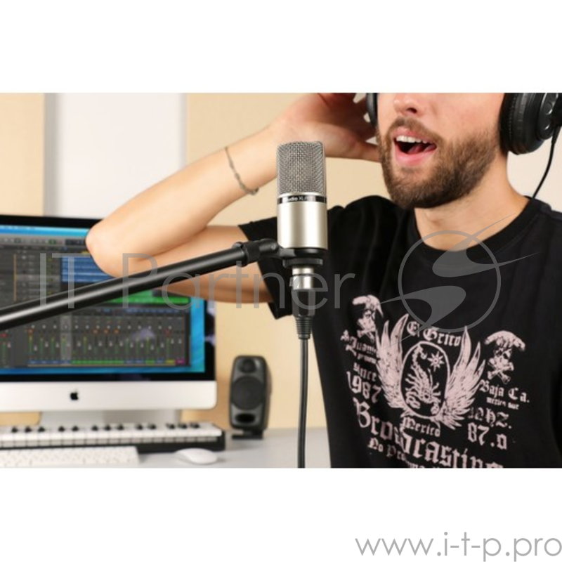 Микрофон IK Multimedia iRig Mic Studio XLR студийный конденсаторный для работы с устройствами на базе iOS, Android, Mac/PC
