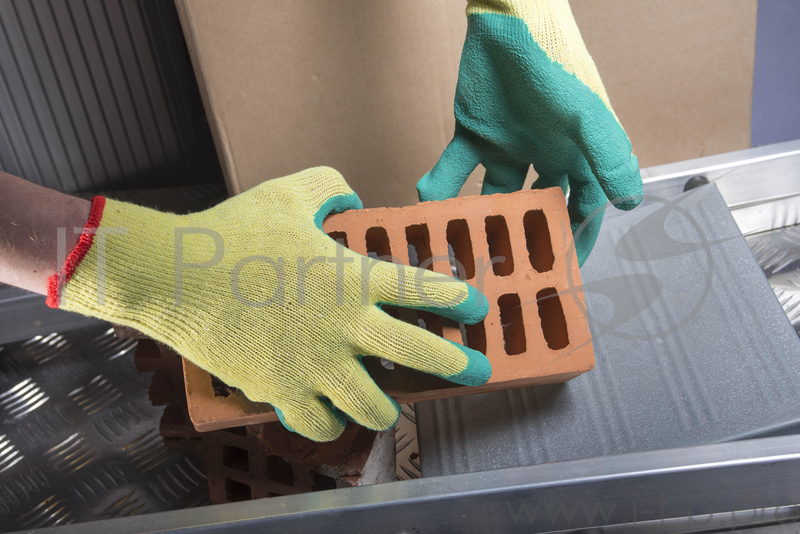 Перчатки БЕРТА 540 с латексным покрытием утепленные.