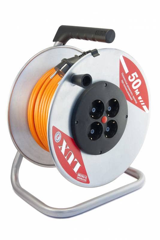 Удлинитель силовой LUX К4-Е-50 (40150) 3x1.5кв.мм 4розет. 50м ПВС 16A метал.катушка