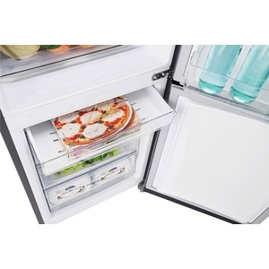 Холодильник LG GA-B419SMHL / 1.9м:-Складная полка-Зона Moist Balance Crisper-Total No Frost-Скрытая ручка-Внешний дисплей