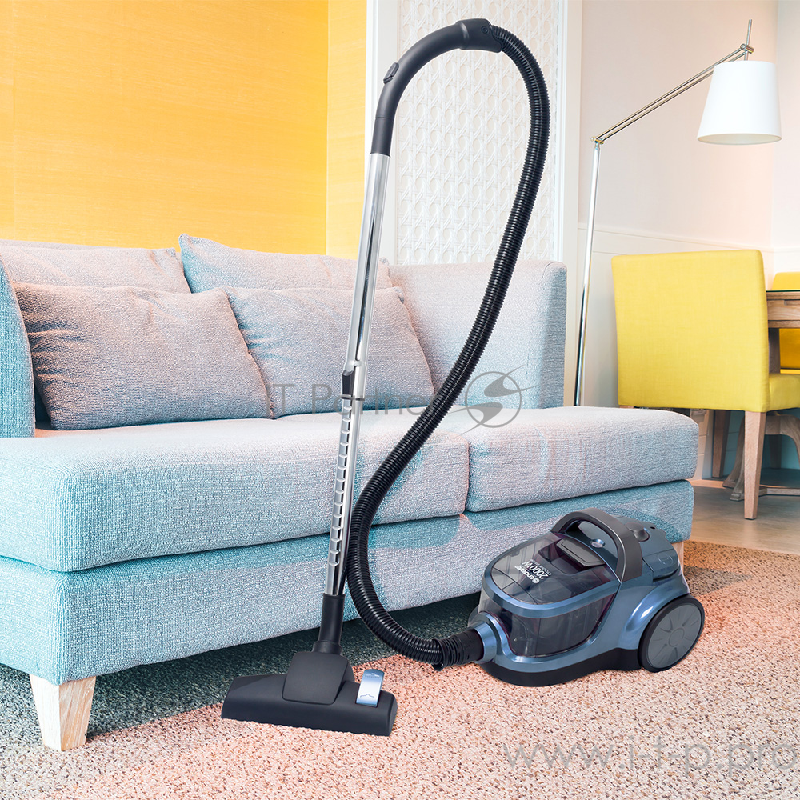 Пылесос ENDEVER SkyClean VC-590 циклонного типа 2000 Вт, мощность всасывания 300 Вт.