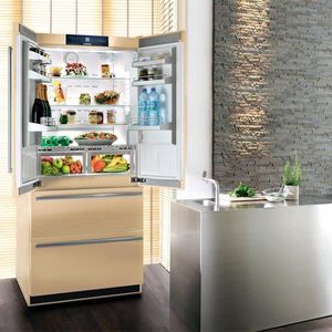 Холодильник Liebherr CBNbe 6256 бежевый