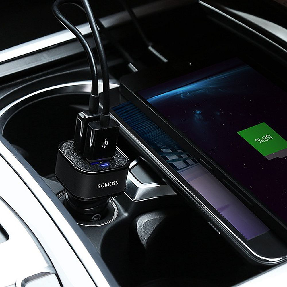 Автозарядка (автоадаптер) ROMOSS AU36P 36W с 2 USB-портами с функцией быстрой зарядки QC 3.0. Черная.