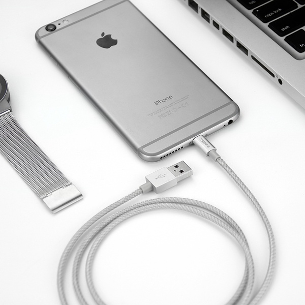 Кабель Lightning MFi для поключения к USB Apple iPhone X, iPhone 8 Plus, iPhone 7 Plus, iPhone 6 Plus, iPad. MD818ZM/A, MD819ZM/A. Серебристый.