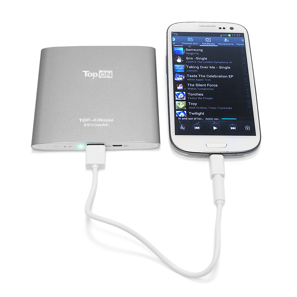 Сверхтонкий внешний аккумулятор 3500mAh (13Wh) с USB-портом, для зарядки смартфонов, планшетов и цифровой техники. Серебристый.