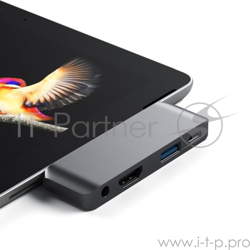 Адаптер Satechi Aluminum Type-C Mobile Pro Hub Adapter для iPad Pro 2018 с разъемом Type-C и других планшетов с разъемом Type-C. Цвет серый космос.