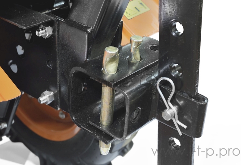 Мотоблок Carver МТ-651 (01.006.00025) бензиновый 4800кВт 6.5л.с.